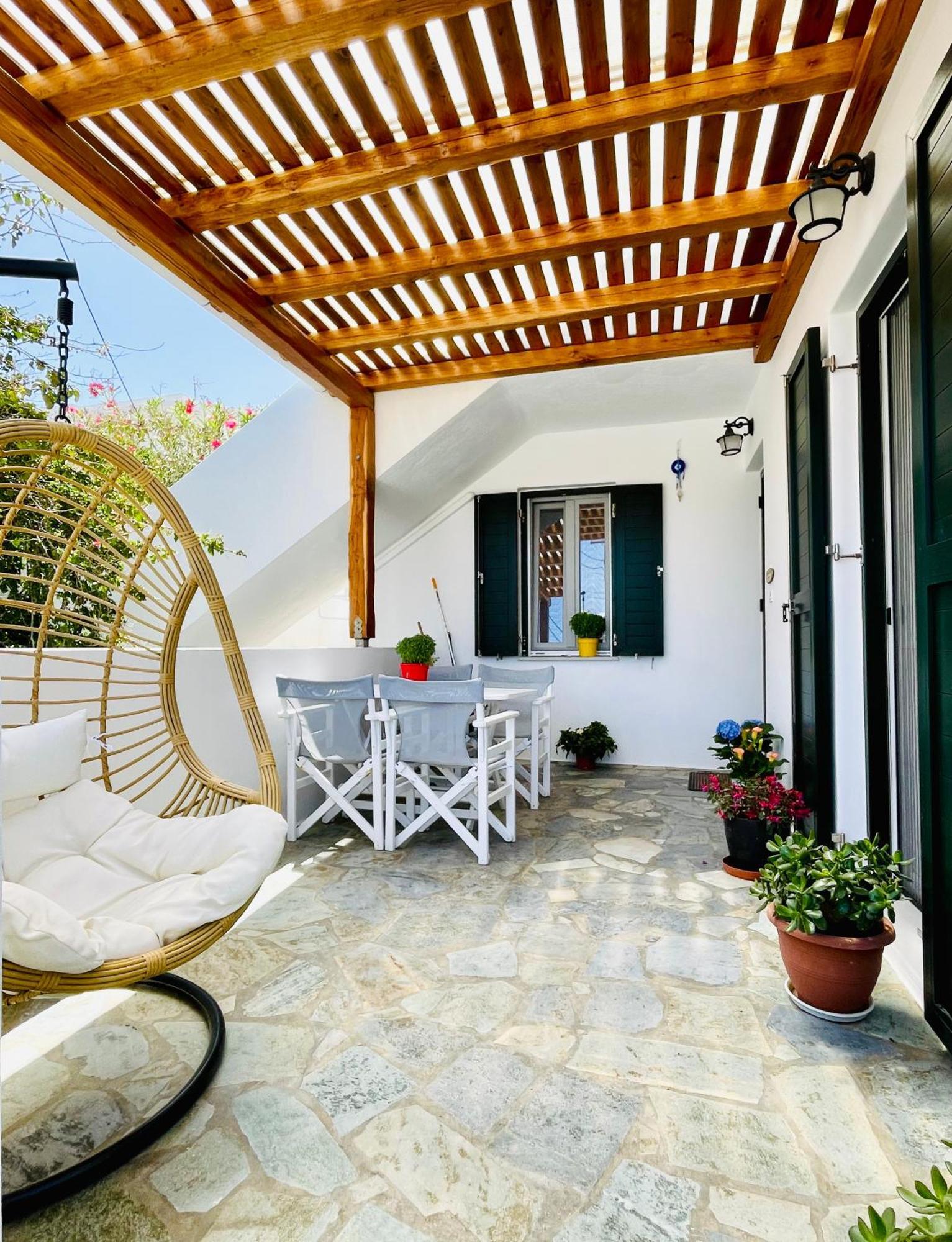 Emanouela'S Apartement In The Center Of Adamas Extérieur photo